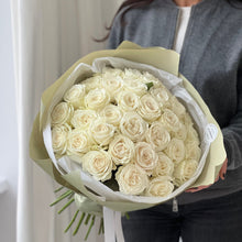 Load image into Gallery viewer, White roses
