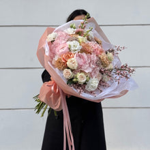Załaduj obraz do przeglądarki galerii, Bukiet kwiatów