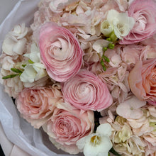 Load image into Gallery viewer, Bukiet "First Love"