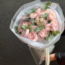 Load image into Gallery viewer, Bukiet "Romantic"