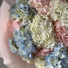 Load image into Gallery viewer, Bukiet hortensji "Fresh Mix"