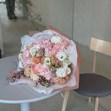 Załaduj obraz do przeglądarki galerii, Bukiet kwiatów