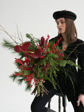 Załaduj obraz do przeglądarki galerii, Bukiet "Frosted Nordic"