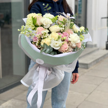 Загрузить изображение в средство просмотра галереи, Bukiet kwiatów