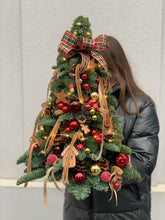 Załaduj obraz do przeglądarki galerii, Żywa choinka z gałęzi jodły Nobilis