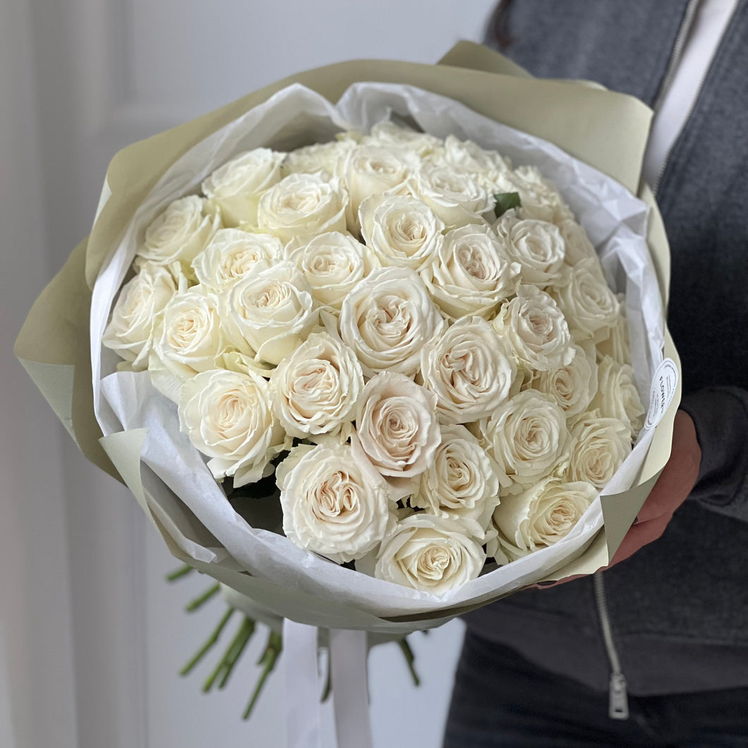 White roses