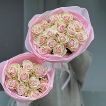Załaduj obraz do przeglądarki galerii, Róże pudrowy róż
