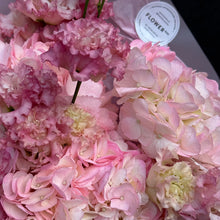 Загрузить изображение в средство просмотра галереи, Bukiet kwiatów
