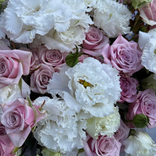 Загрузить изображение в средство просмотра галереи, Bukiet kwiatów
