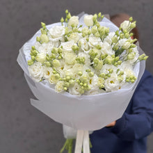 Załaduj obraz do przeglądarki galerii, Eustoma biała
