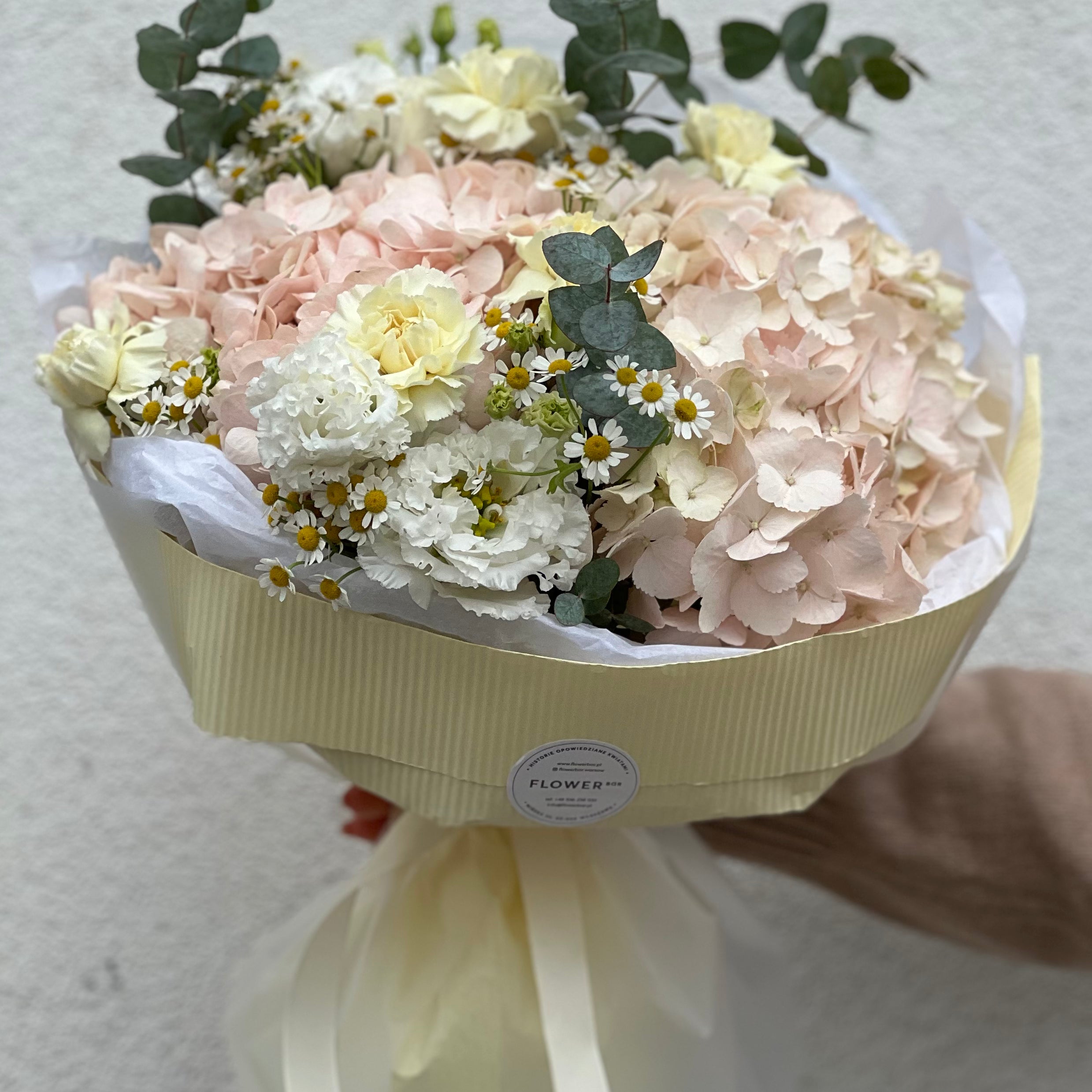 Bukiet "Porcelain Glow"