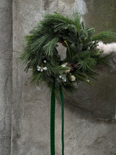 Załaduj obraz do przeglądarki galerii, Wianek świąteczny
