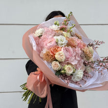 Load image into Gallery viewer, Bukiet kwiatów
