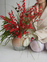 Załaduj obraz do przeglądarki galerii, Bukiet &quot;Rouge Winter&quot;

