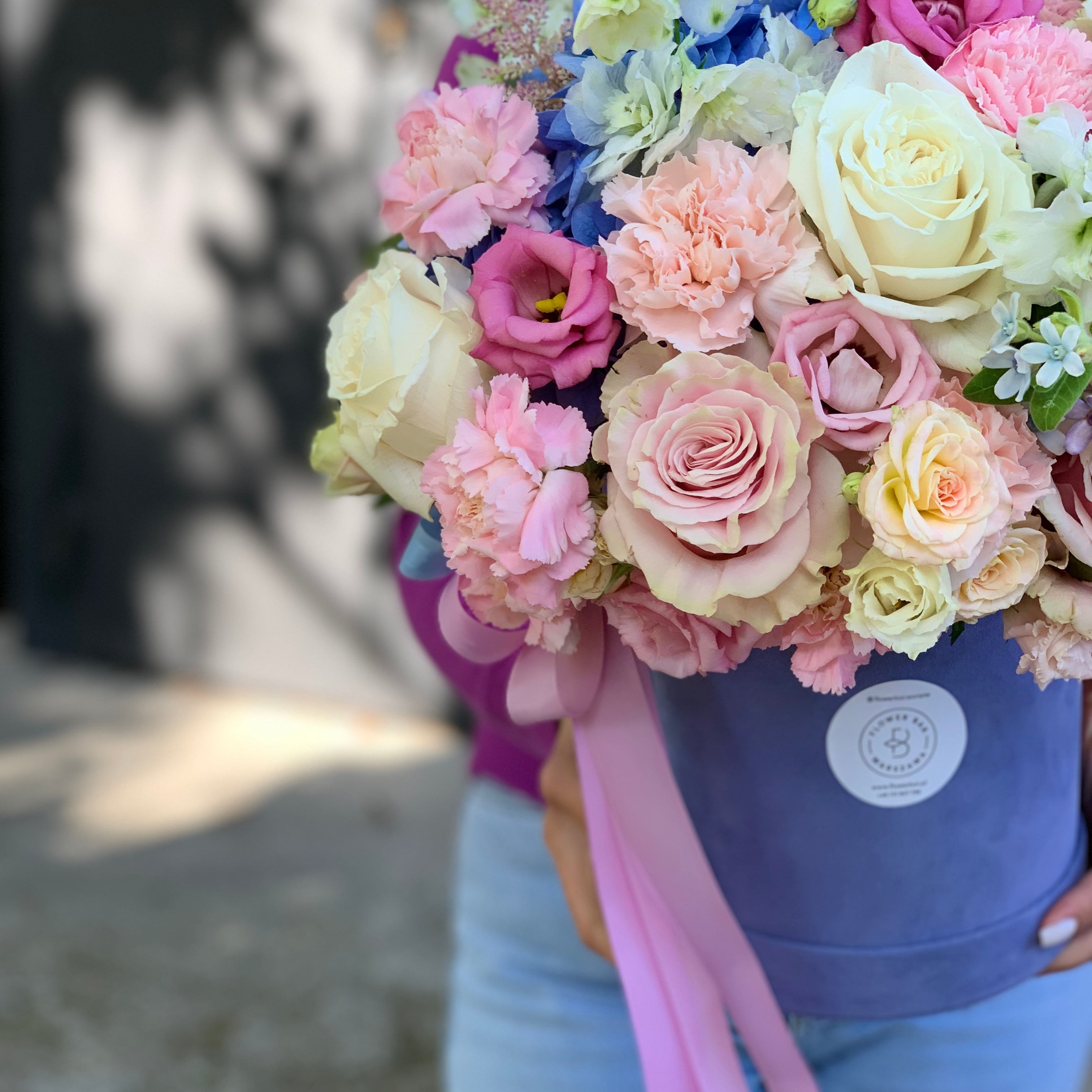 Kwiaty w pudełku "Rosy Mirage"